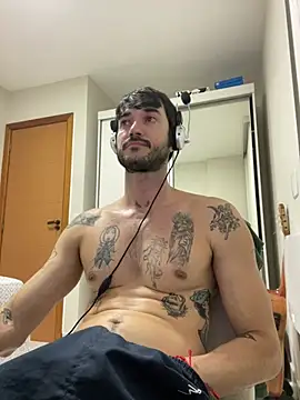 Snapshot of Fubinha chatting on 04-08-26, 01:40 Fubinha online show from 04-08-26, 01:40