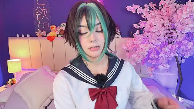 Shizuko  online show from 05-26-26, 08:18