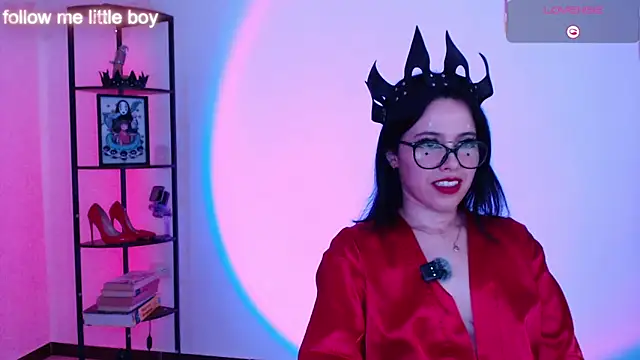 girldom online show from 01-15-26, 09:29