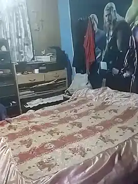 checarnal23 online show from 04-29-26, 02:05