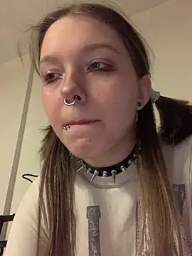 VesnaCrystal online show from 02-11-26, 05:40