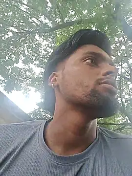 Snapshot of bikiiaa chatting on 09-14-25, 05:52 bikiiaa online show from 09-14-25, 05:52