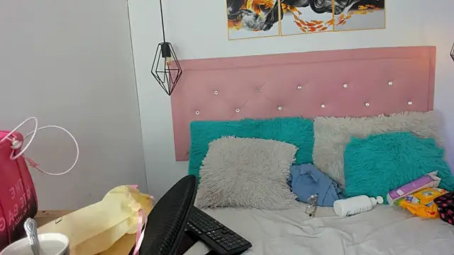 dulce  lust online show from 09-09-25, 09:02