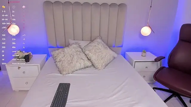 Snapshot of Dani_rosse_ chatting on 09-29-25, 01:28 Dani rosse online show from 09-29-25, 01:28