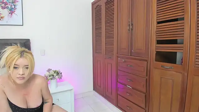 Dani rosse  online show from 04-16-26, 09:39