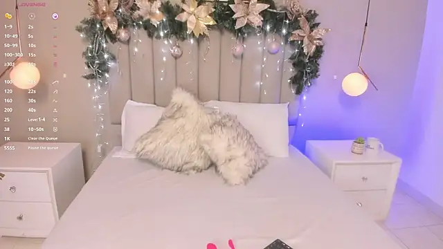 Snapshot of Dani_rosse_ chatting on 11-25-25, 02:39 Dani rosse online show from 11-25-25, 02:39