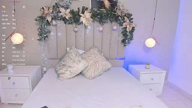 Snapshot of Dani_rosse_ chatting on 11-29-25, 12:49 Dani rosse online show from 11-29-25, 12:49