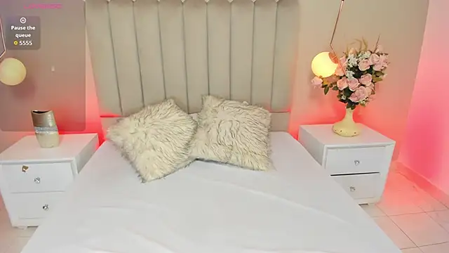 Snapshot of Dani_rosse_ chatting on 11-08-25, 12:52 Dani rosse online show from 11-08-25, 12:52