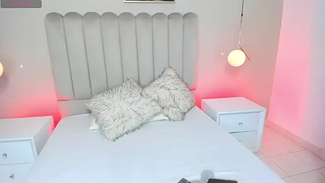 Snapshot of Dani_rosse_ chatting on 11-02-25, 02:33 Dani rosse online show from 11-02-25, 02:33