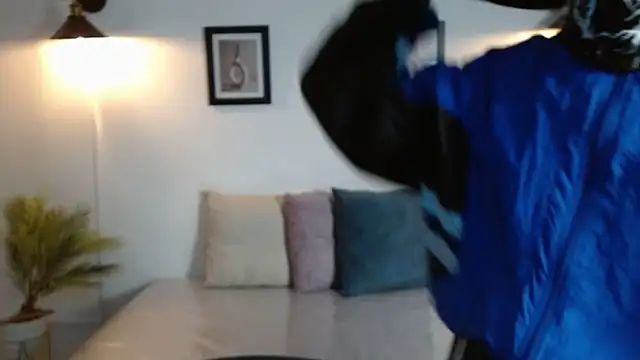 Evanss lx online show from 04-15-26, 07:18