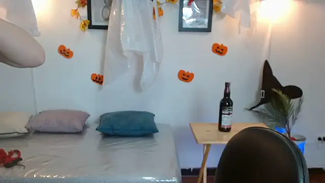 Evanss lx online show from 10-18-25, 12:51