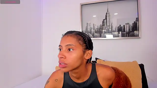 sarah ashbourne online show from 11-17-25, 01:59