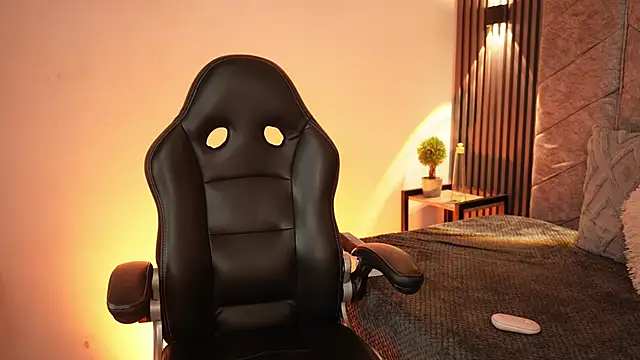 maddy1y  online show from 01-15-26, 11:46