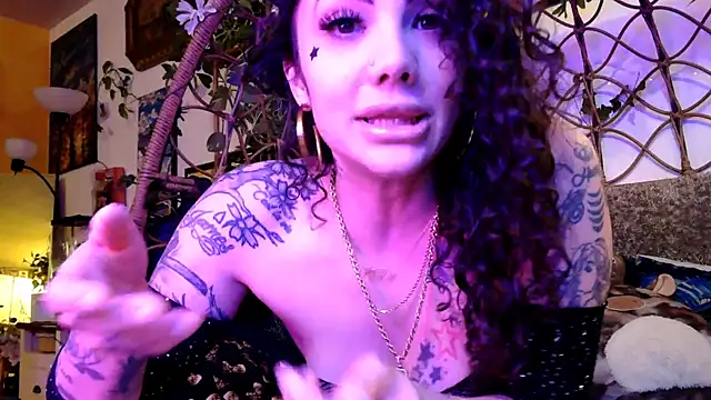 Av3ryyBe3 online show from 02-11-26, 12:43