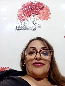 Snapshot of Lady_16 chatting on 01-16-26, 03:10 Lady 16 online show from 01-16-26, 03:10