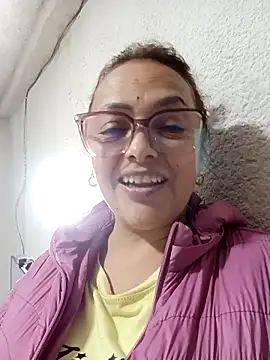 Lady 16 online show from 11-28-25, 02:01