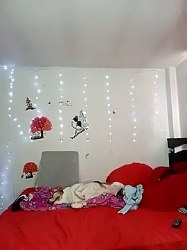 Snapshot of Lady_16 chatting on 02-21-26, 03:03 Lady 16 online show from 02-21-26, 03:03