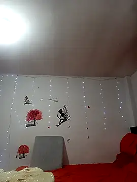 Snapshot of Lady_16 chatting on 02-22-26, 03:09 Lady 16 online show from 02-22-26, 03:09