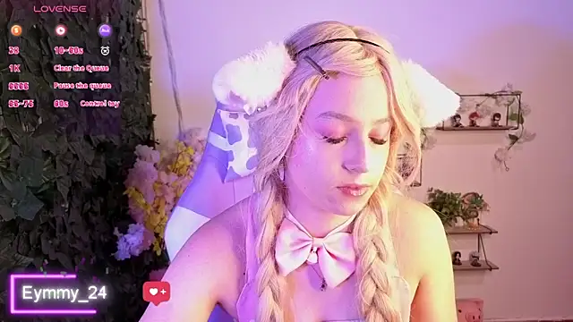 Snapshot of Eymmy_24 chatting on 05-11-26, 01:40 Eymmy 24 online show from 05-11-26, 01:40