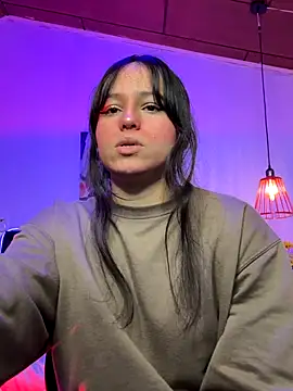 Eymmy 24 online show from 10-18-25, 03:08