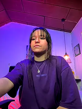 Eymmy 24 online show from 10-17-25, 03:10