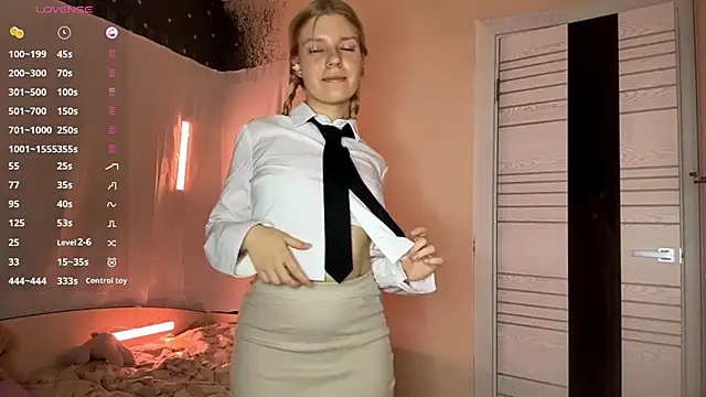 MaryjaneSpider online show from 10-14-25, 02:50