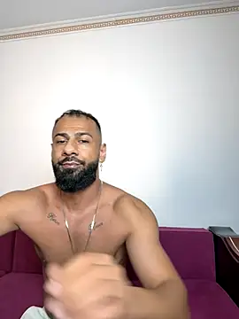 Snapshot of MiaKiittyy chatting on 09-19-25, 02:10 MiaKiittyy online show from 09-19-25, 02:10
