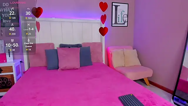 sarahyessica online show from 03-21-26, 06:34