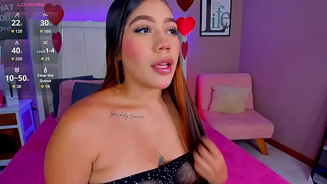 Snapshot of sarahyessica chatting on 04-23-26, 05:14 sarahyessica online show from 04-23-26, 05:14