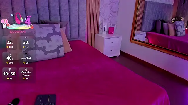 sarahyessica online show from 01-06-26, 07:40