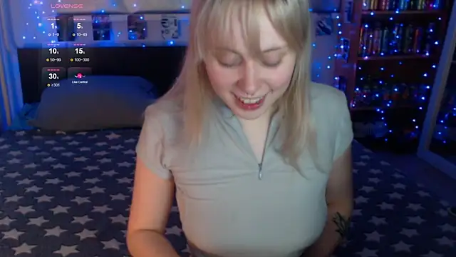 Snapshot of s1lvercherub chatting on 05-31-26, 07:36 s1lvercherub online show from 05-31-26, 07:36