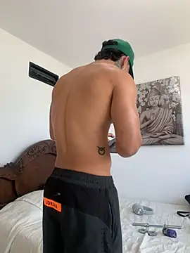 DeimonOficial online show from 11-07-25, 06:45