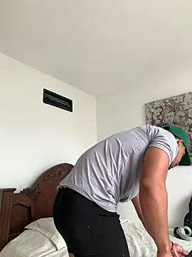 DeimonOficial online show from 11-06-25, 09:08