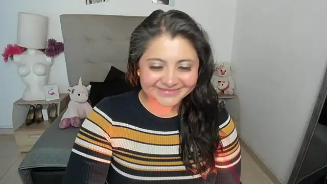 TifanyAmazinng online show from 03-31-26, 01:35