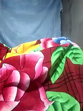 Snapshot of PhamPm70 chatting on 03-28-26, 06:20 PhamPm70 online show from 03-28-26, 06:20