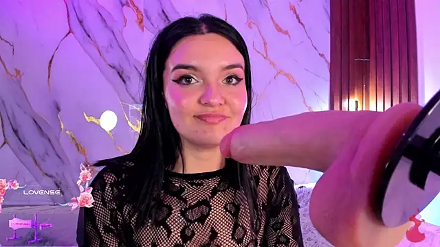 alicecute77 online show from 04-26-26, 02:42