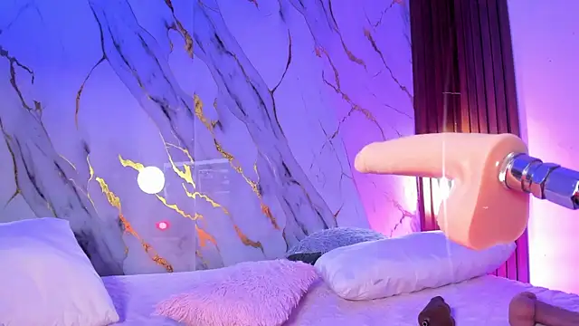 alicecute77 online show from 07-05-26, 04:19