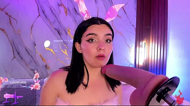 alicecute77 online show from 04-07-26, 02:24