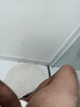 comobucetinhas online show from 11-21-25, 01:48