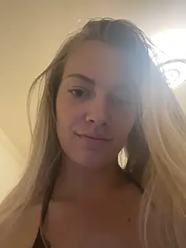 blondebaddi online show from 10-13-25, 10:21