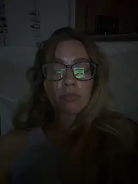 blondebaddi online show from 10-20-25, 04:36