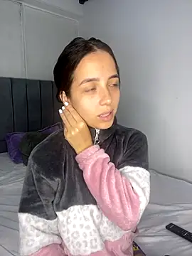 Snapshot of dalianataba chatting on 10-21-25, 03:55 dalianataba online show from 10-21-25, 03:55