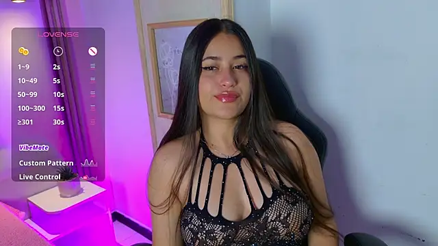 gabyjoness  online show from 05-26-26, 04:21
