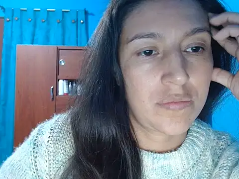 SarahFriendly online show from 06-30-26, 11:49