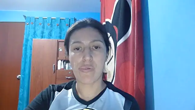 SarahFriendly online show from 07-09-26, 01:39