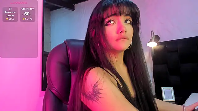 Darky Doll online show from 11-21-25, 08:30