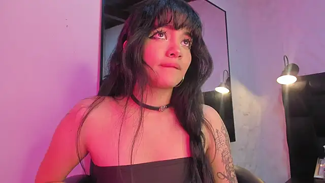 Darky Doll online show from 10-13-25, 04:47