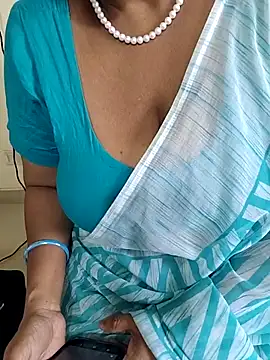 tami lavanya online show from 09-26-25, 04:08