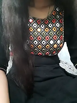 Aarti-kumri online show from 02-15-26, 08:19