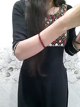 Aarti-kumri online show from 02-20-26, 06:10